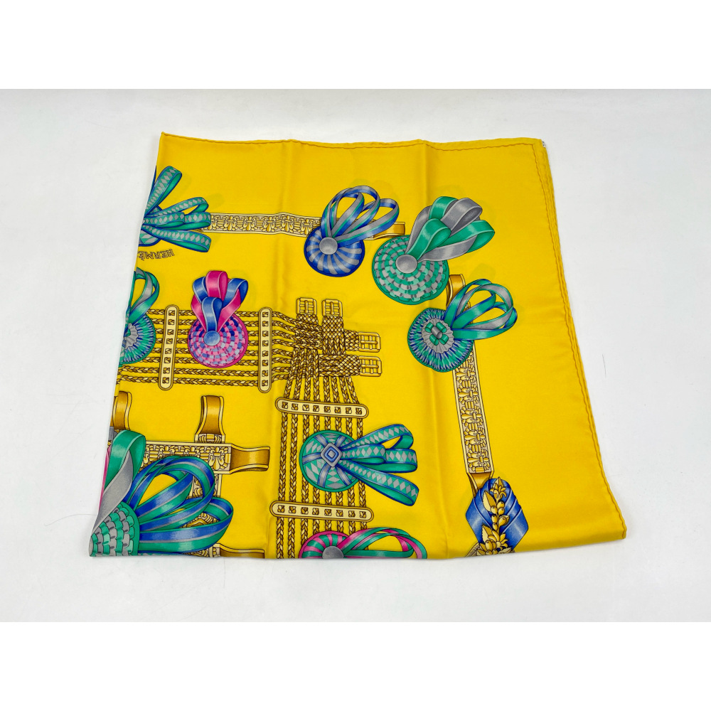 エルメス カレ90 LES RUBANS DU CHEVAL 馬のリボン飾り イエロー