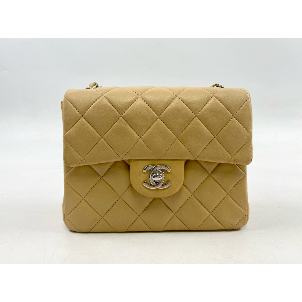 【美品！希少ミニ】シャネル　ミニマトラッセ ラムスキン CHANEL ミニ マトラッセ 18 1985年 ショルダーバッグ ネイビー