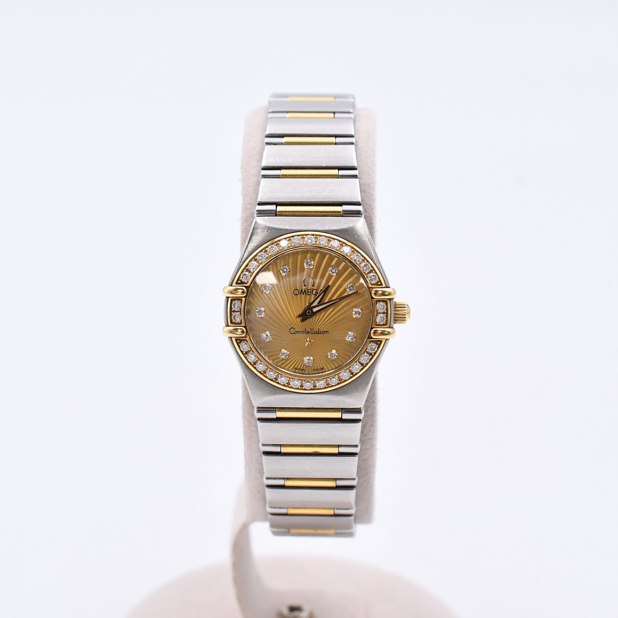 オメガ コンステレーション ダイヤベゼル 12PD ゴールドギョーシェ文字
