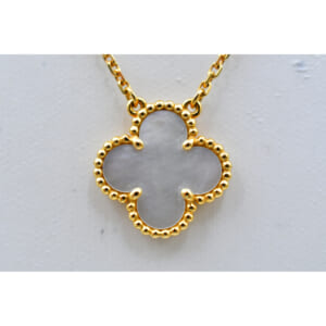 ヴァンクリーフ＆アーペル ヴィンテージアルハンブラ マザーオブパール ネックレス K18YG 買取実績【買取日：2025年10月3日】