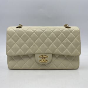 シャネル マトラッセ25 Wフラップ Wチェーンショルダーバッグ クリーム ラムスキン GD金具 買取実績【買取日：2025年10月26日】