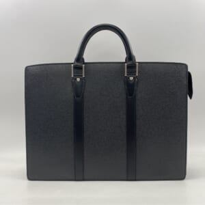 ルイ・ヴィトン タイガ ポルトドキュマン ロザン M30052 買取実績【買取日：2025年10月25日】