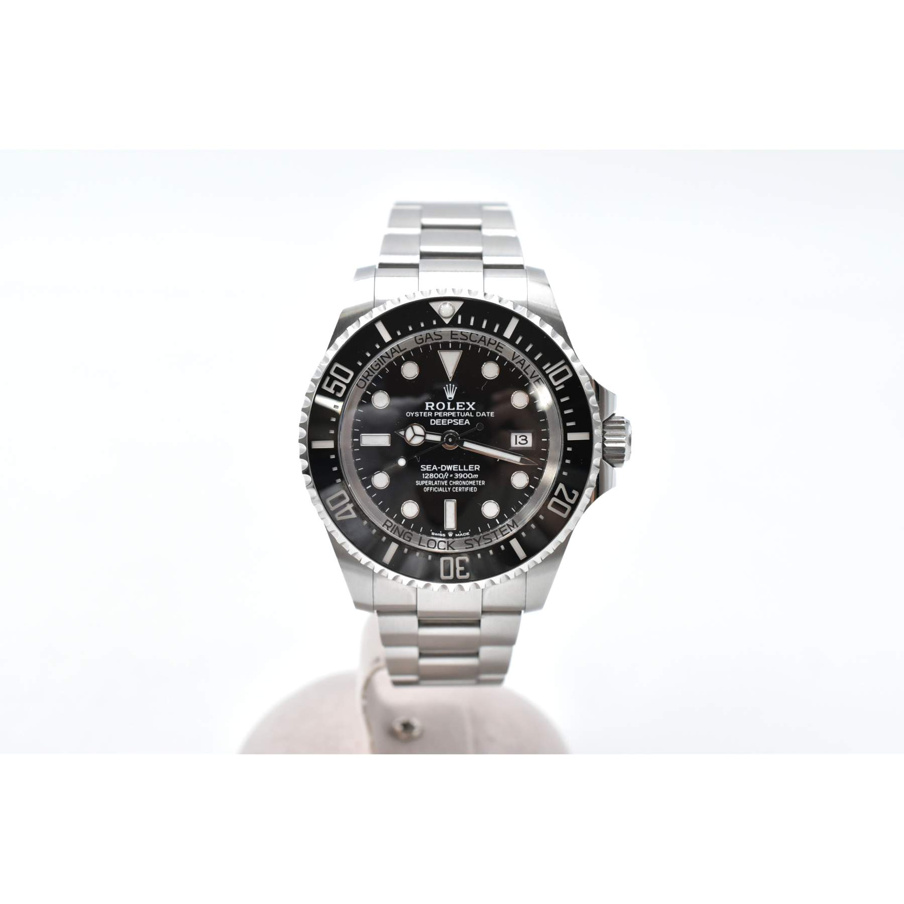 ロレックス ディープシー 黒文字盤 SS/AT 136660 Bランク