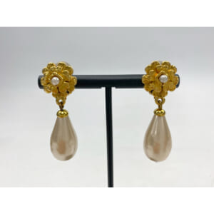 シャネル カメリア パール ディアドロップ イヤリング GP マメ有 買取実績【買取日：2025年10月10日】