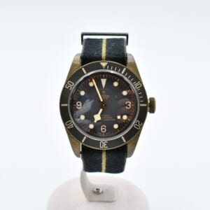 チューダー ブラックベイ ブロンズ 黒文字盤 Cu×革/AT 79250BA 買取実績【買取日：2025年10月21日】