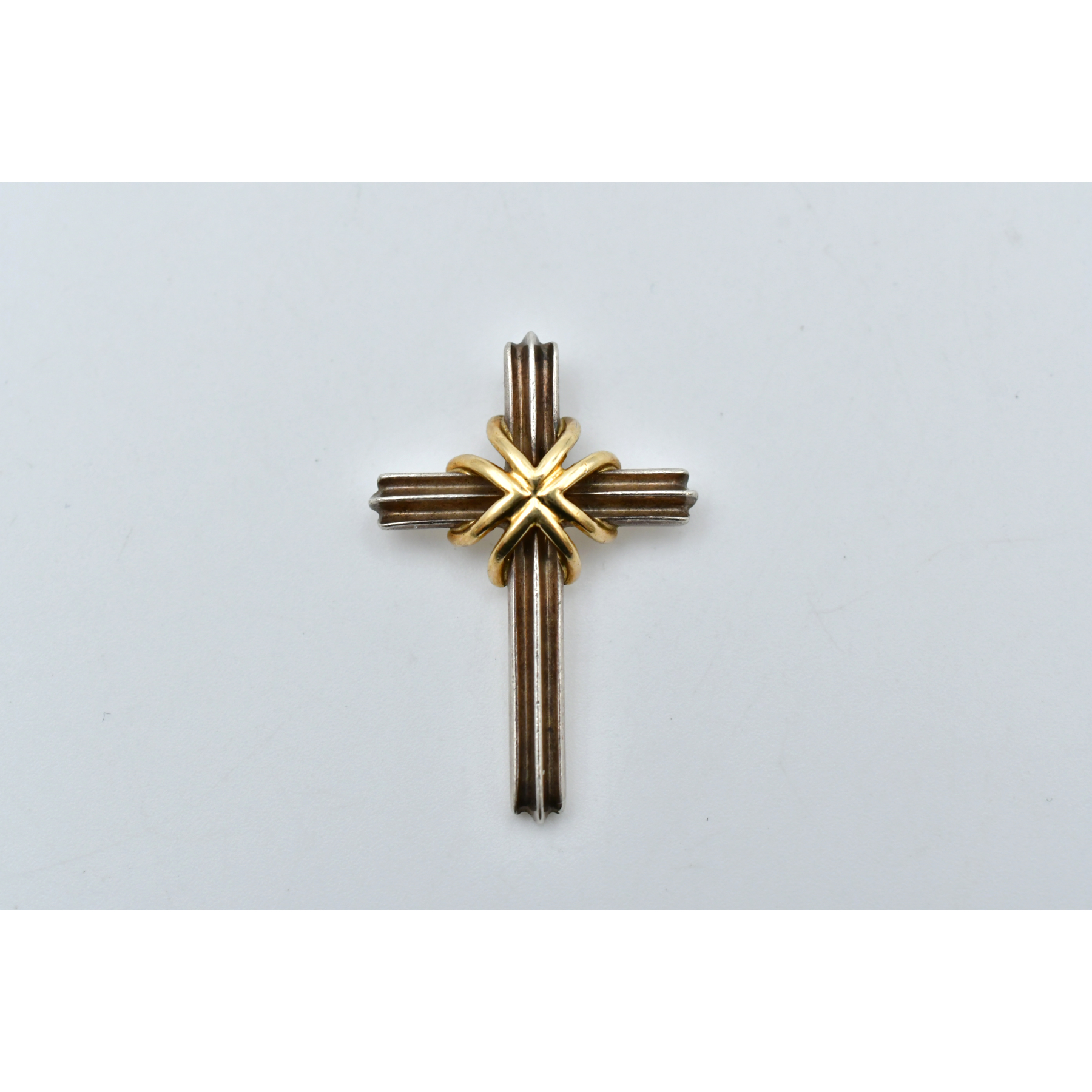 ティファニー シグネチャー クロス トップ SV925/K18YG Bランク