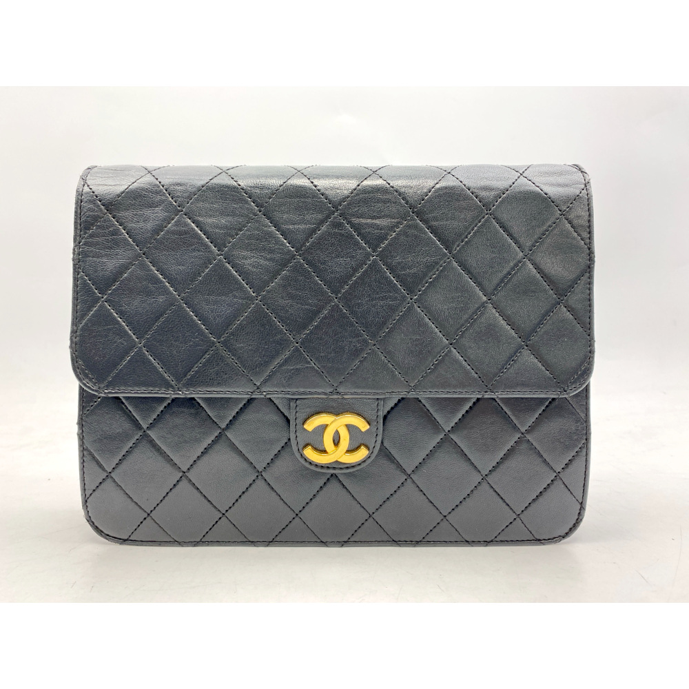 シャネル マトラッセ プッシュロック シングルチェーンショルダーバッグ 黒 ラムスキン Bランク