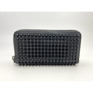 クリスチャンルブタン パネトーネ スタッズ ラウンドジップ長財布 黒 レザー 買取実績【買取日：2025年10月3日】