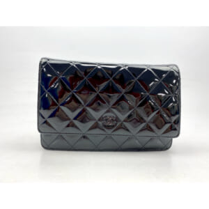 シャネル マトラッセ チェーンウォレット 黒 パテント SV金具 買取実績【買取日：2025年10月17日】