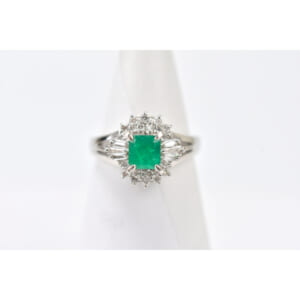 エメラルドダイヤリング Pt900 E0.59ct D0.29ct 買取実績【買取日：2025年10月1日】