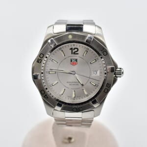 タグホイヤー アクアレーサー シルバー文字盤 SS/QZ WAF1112 買取実績【買取日：2025年10月1日】