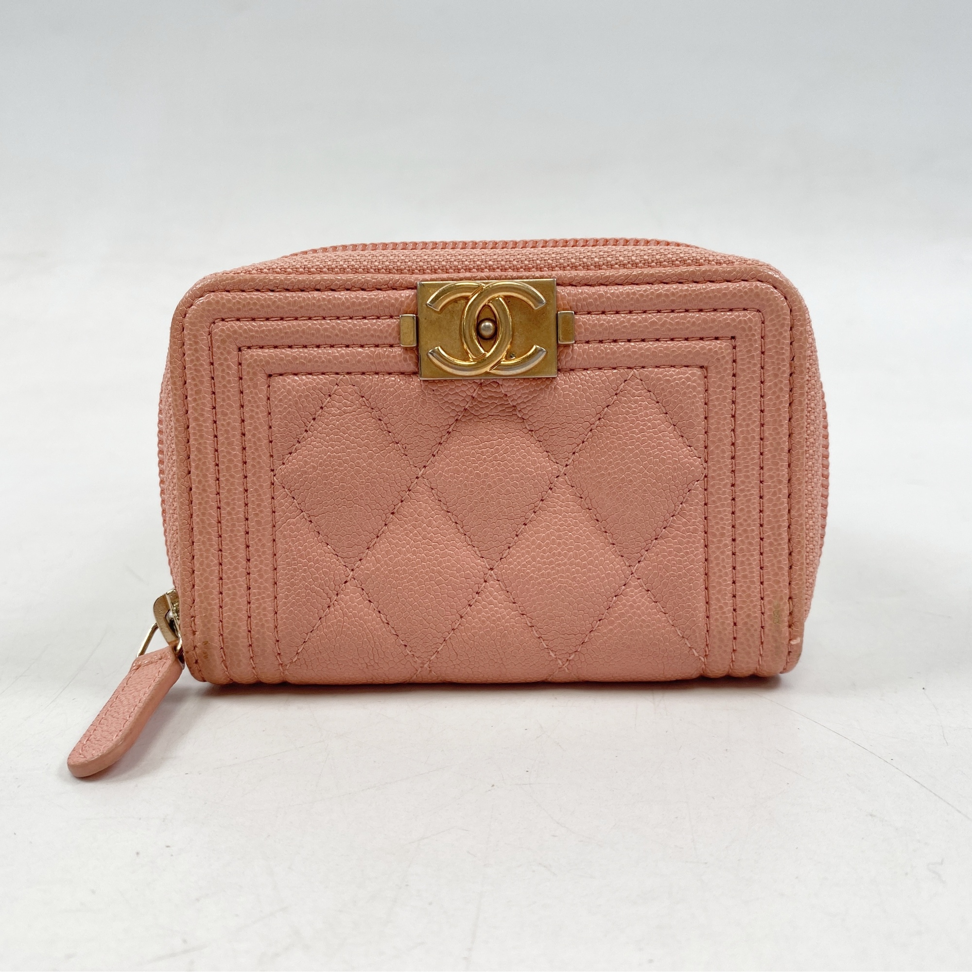 シャネル ボーイシャネル コインケース ピンク キャビアスキン GD金具
