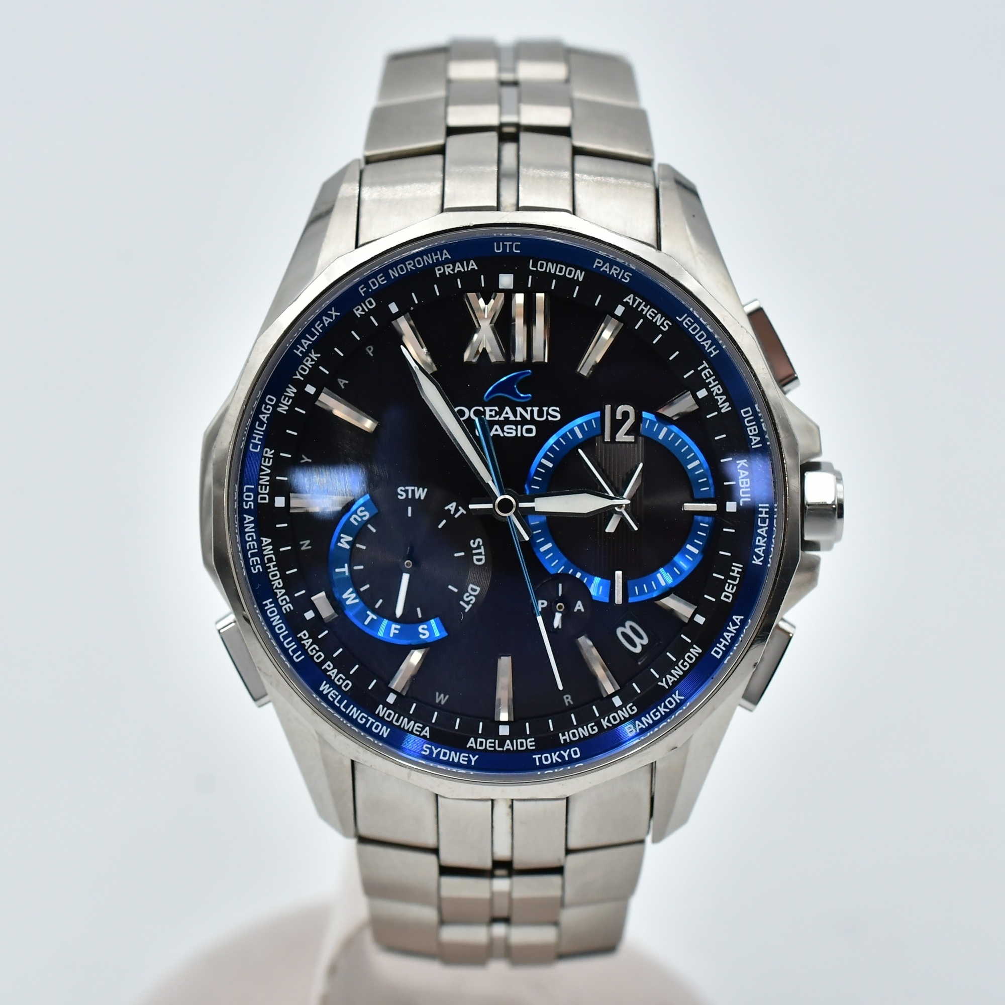 カシオ オシアナス マンタ 黒文字盤 Ti/ソーラー Bランク