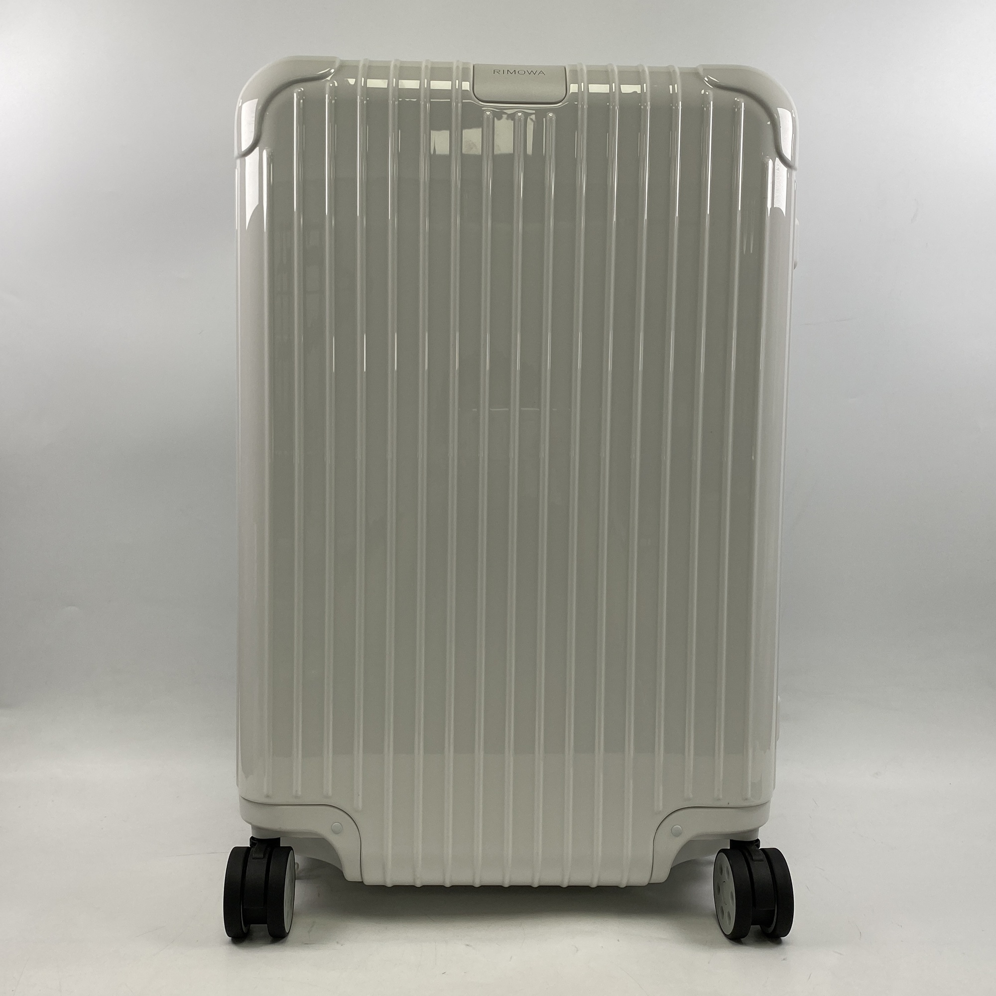 リモワ エッセンシャル チェックインM 60L 白 Aランク