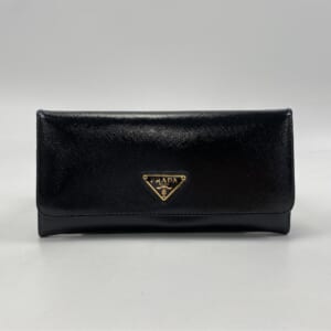 プラダ 二つ折り長財布 パテントレザー 黒 1MH132 買取実績【買取日：2025年10月23日】
