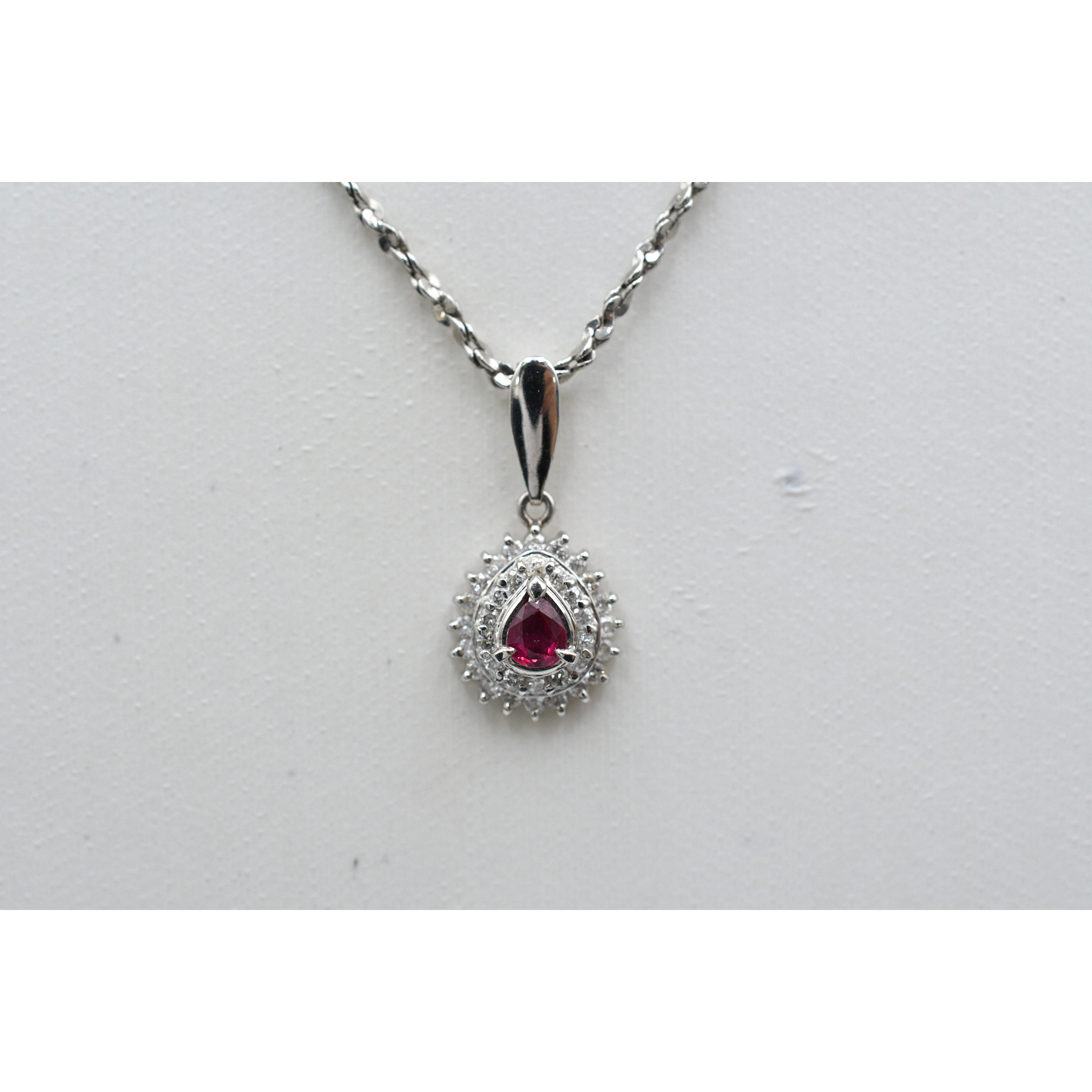 Pt900 & Pt850✨ルビー1.232ct✨ダイヤ0.30ct✨ネックレス Pt900 & Pt850✨ルビー1.232ct✨ダイヤ0.30ct✨ネックレス TASAKI