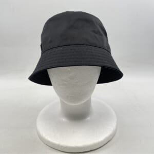 プラダ トライアングルロゴ バケットハット 黒 リナイロン #S 1HC137 買取実績【買取日：2025年11月7日】