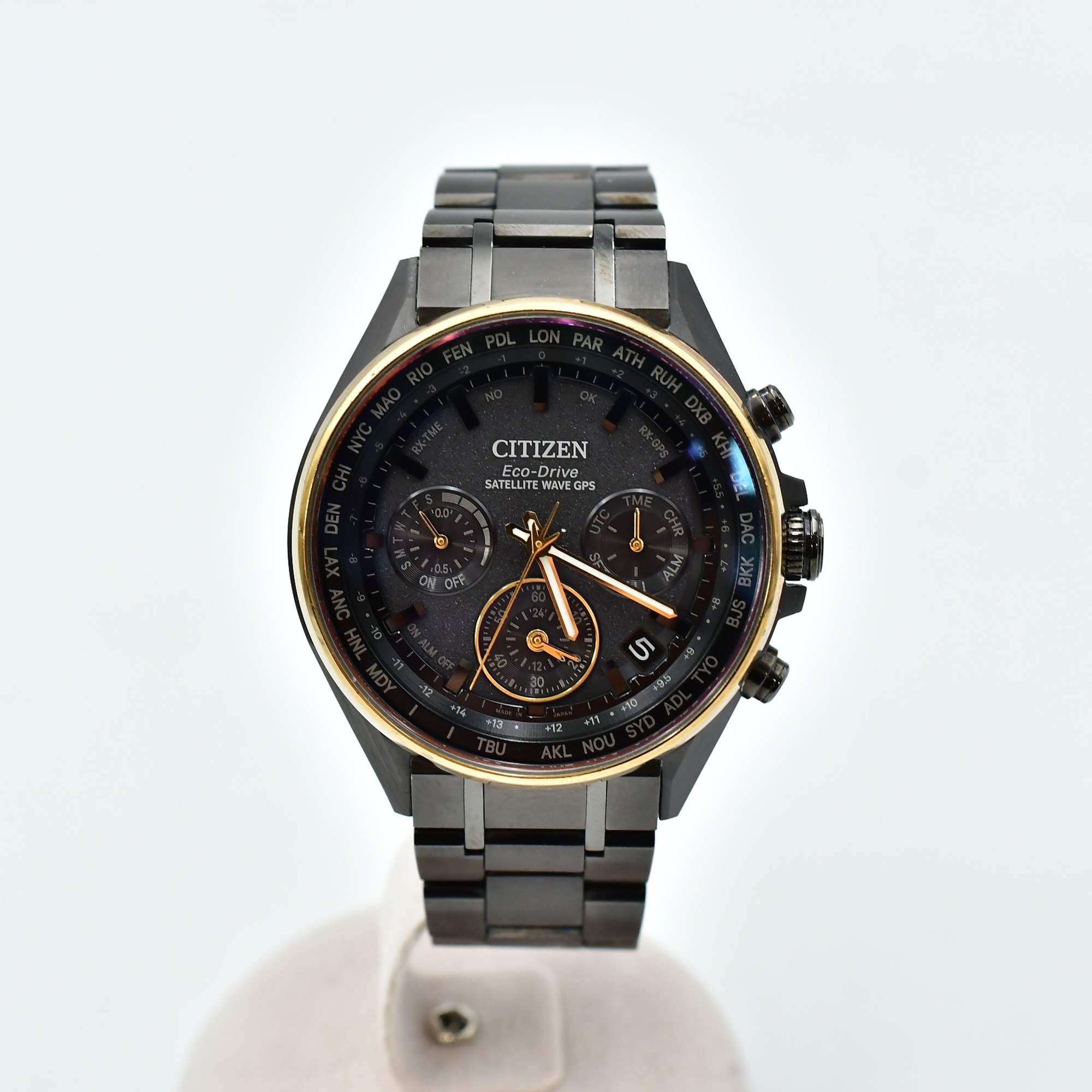 シチズン アテッサ エコドライブ 黒文字盤 Ti/ソーラー Bランク