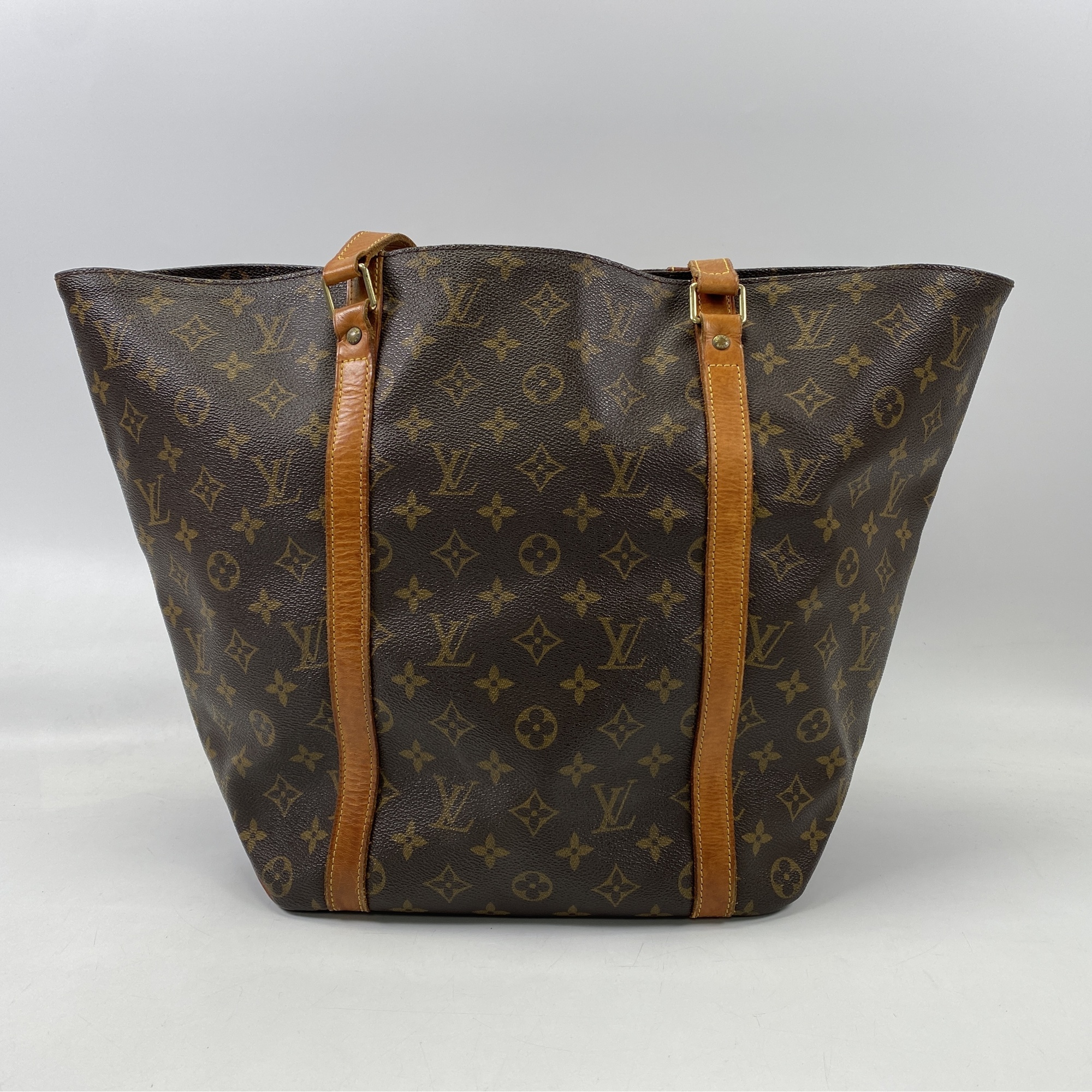 ルイヴィトン モノグラム サックショッピング トートバッグ ブラウン