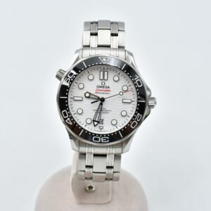 オメガ シーマスター ダイバー300m 白文字盤 SS/AT 210.30.42.20.04.001 買取実績【買取日：2025年11月7日】