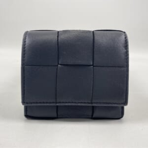 ボッテガヴェネタ マキシイントレチャート 三つ折り コンパクトウォレット 財布 黒 レザー GD金具 買取実績【買取日：2025年11月12日】