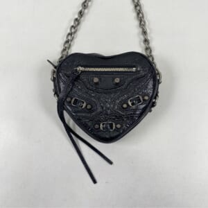バレンシアガ Le Heart ルカゴール ハート レザー ミニショルダーバッグ ブラック 722781 買取実績【買取日：2025年11月11日】