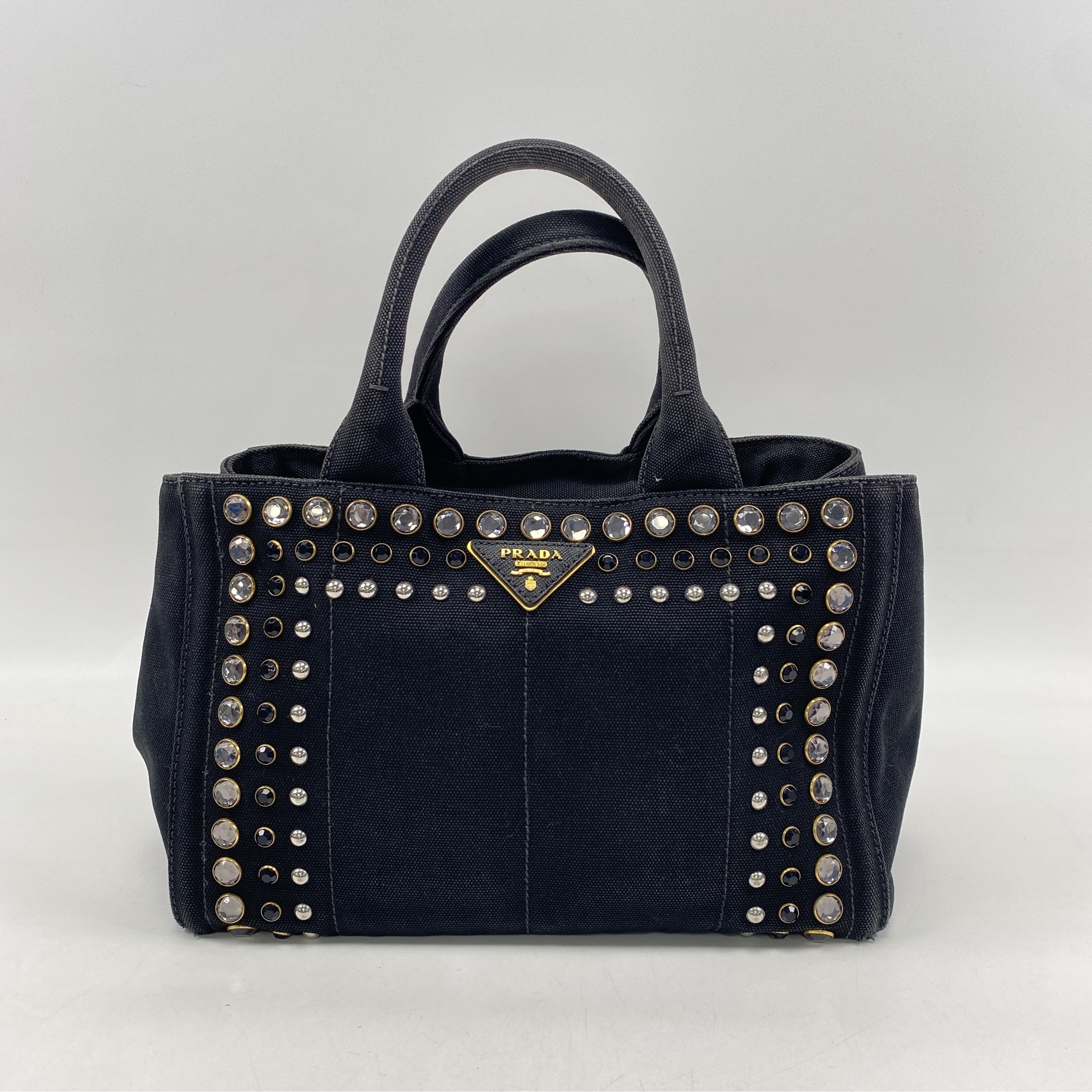 プラダ カナパ ビジュー付き 白タグあり プラダ カナパ ビジュー付き 白タグあり