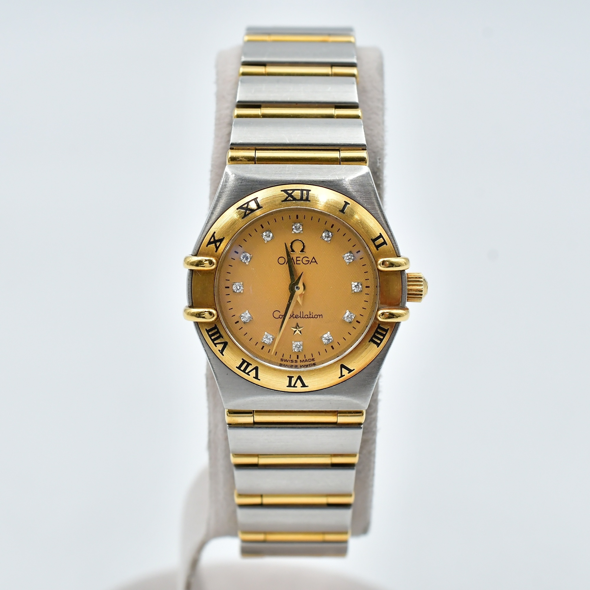 オメガ コンステレーション ミニ シャンパン文字盤 12PD YG×SS/QZ