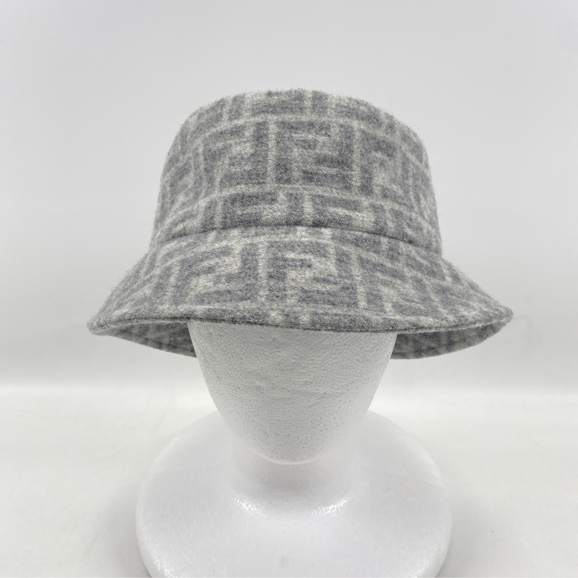 ✨美品✨Fendi FFロゴ バケットハット グレー系 FENDI フェンディ