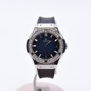 ウブロクラシックフュージョン ダイヤモンド581.CM.1171.LR.1104 クラシック・フュージョン ブラックマジック ダイヤモンド[581.CM.1171