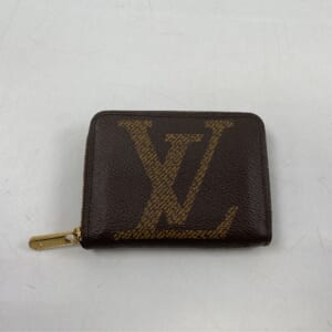 ルイ・ヴィトン モノグラムジャイアント ジッピーコインパース M67690 買取実績【買取日：2025年11月16日】