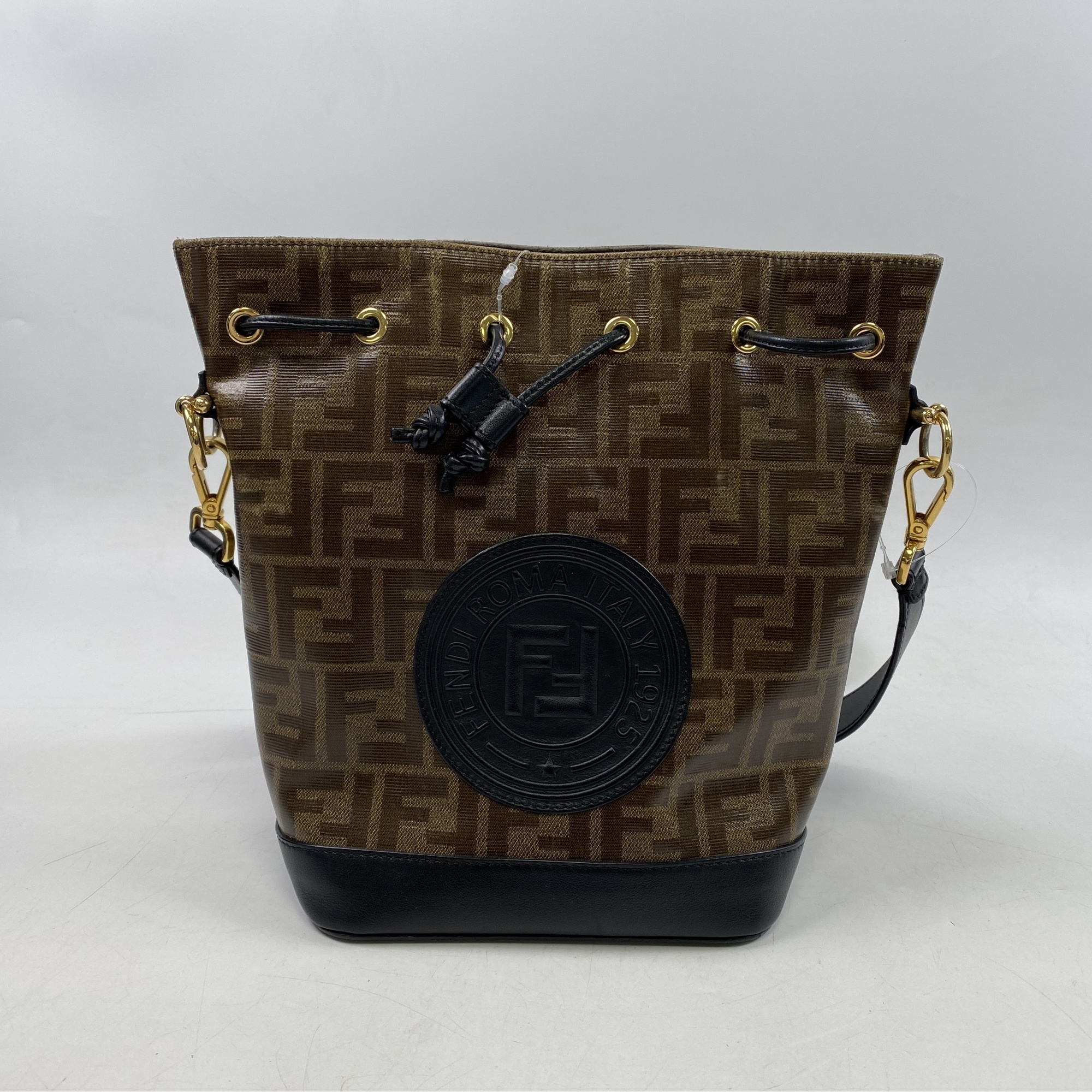 フェンディ ズッカ モントレゾール 巾着バッグ ブラウン レザー Bランク