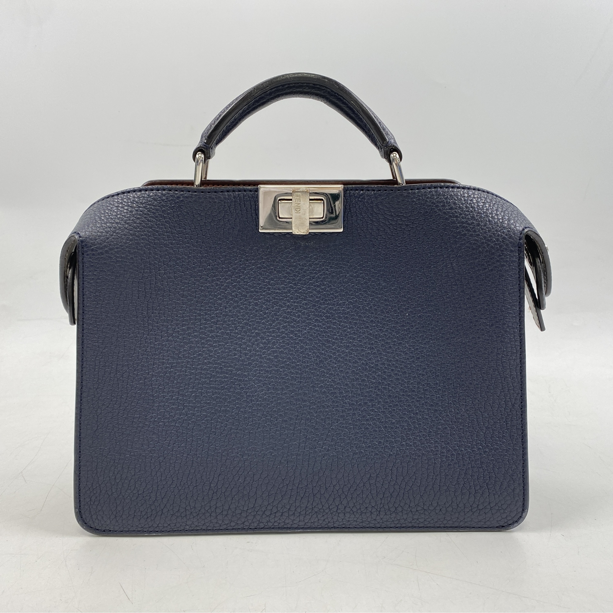 フェンディ ピーカブー アイシーユー ネイビー レザー Bランク