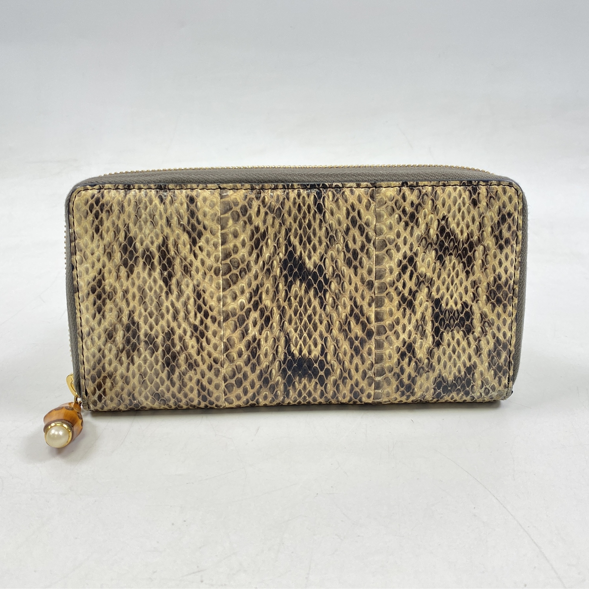 グッチ バンブー ラウンドファスナー長財布 ブラウン パイソン Bランク