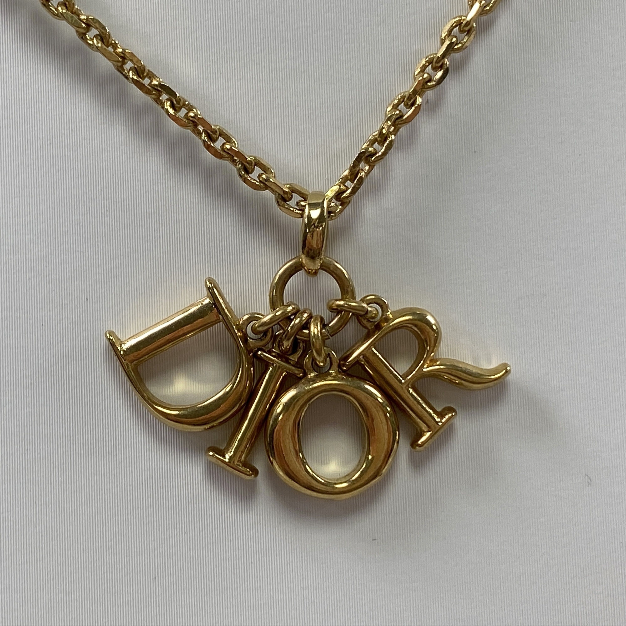 ディオール ネックレス DIOR EVOLUTION ロゴ ネックレス パール 買取