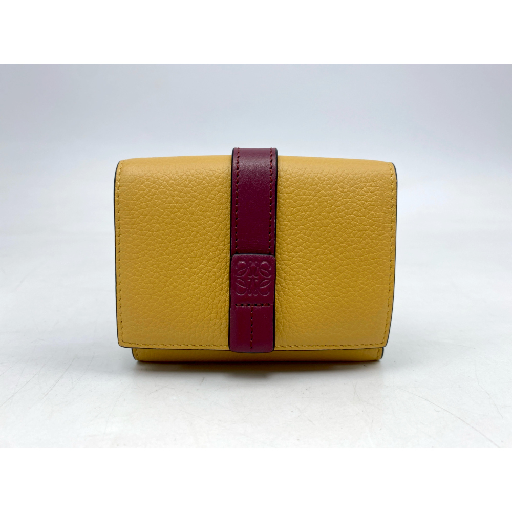 ロエベ トライフォールドウォレット イエロー×ワインレッド レザー Bランク