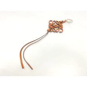 ロエベ アナグラム バッグチャーム ブラウン 革×SV 買取実績【買取日：2025年11月3日】