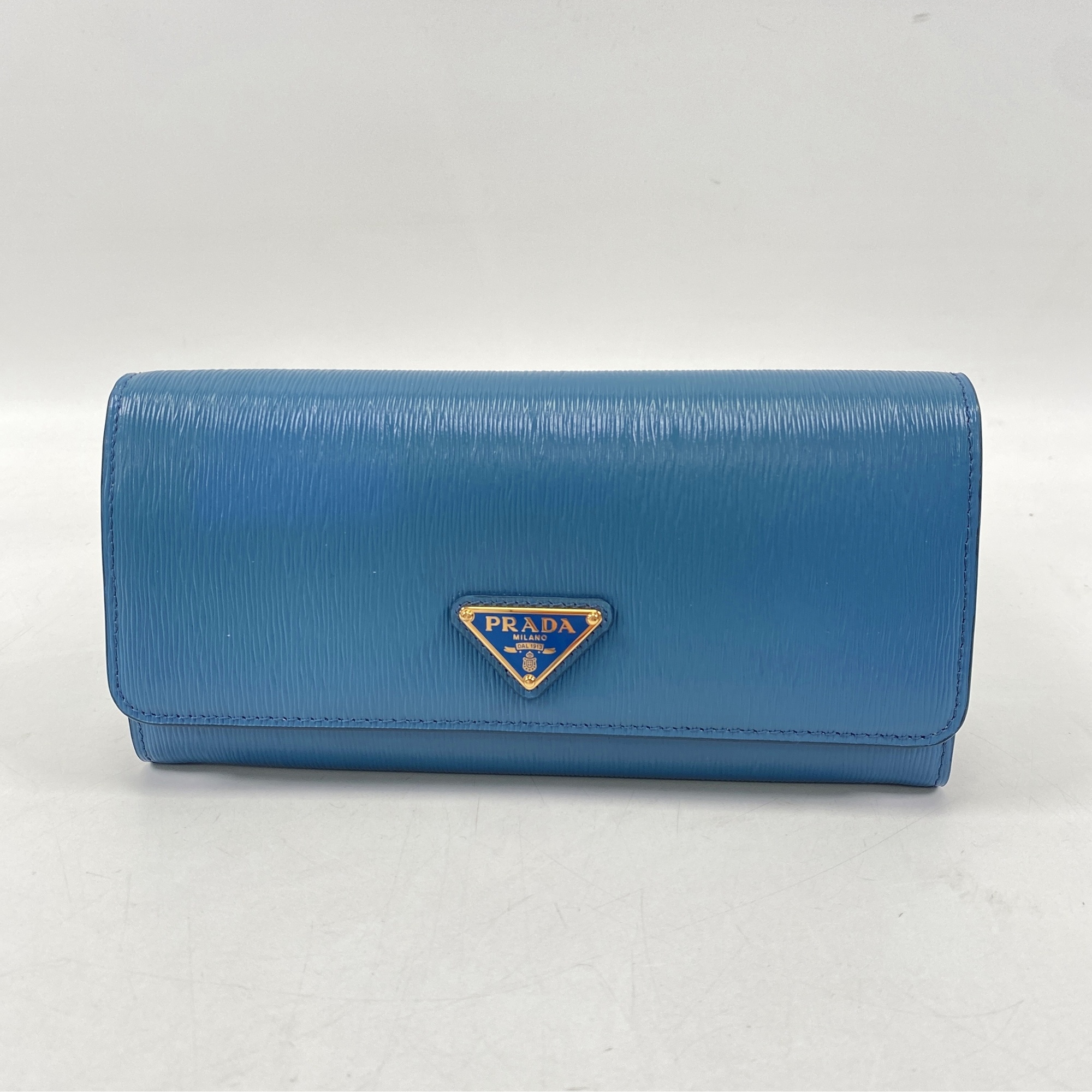 プラダ ヴィッテロムーブ トライアングルロゴ 長財布 ブルー ロングウォレット トライアングルロゴプレート 1MH132 SAランク