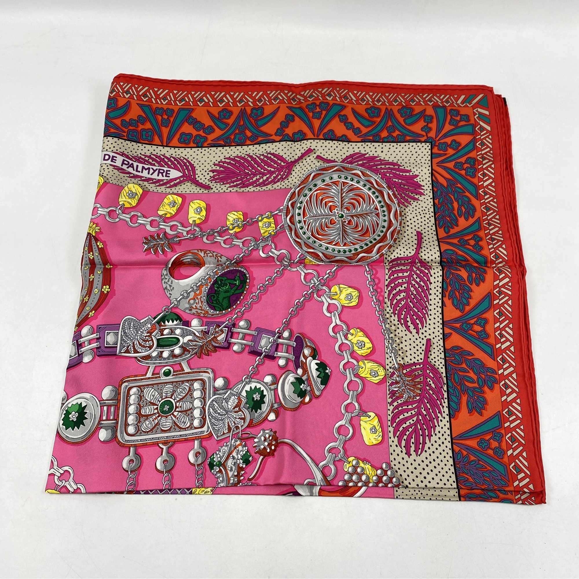 エルメス カレ90 パルミラの女王ゼノビア 赤 買取実績【買取日：2025年