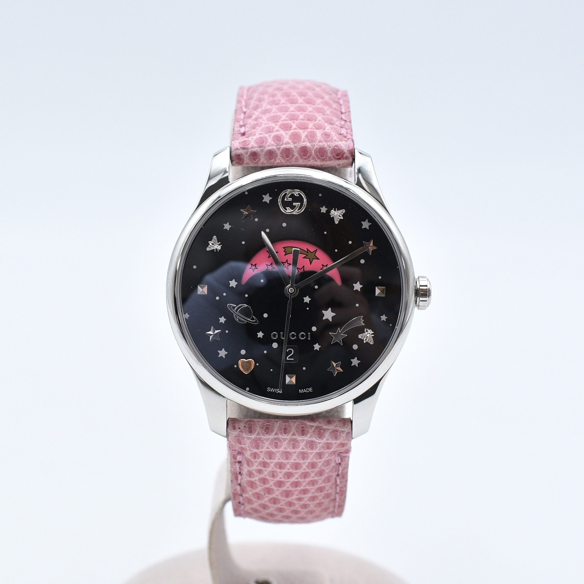 グッチ Gタイムレス ムーンフェイズ 黒文字盤 SS×革/QZ 126.4 買取実績