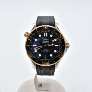 オメガ シーマスター ダイバー 300M 黒文字盤 PG×SS×ラバー/AT 210.22.42.20.01.001 買取実績【買取日：2025年11月5日】