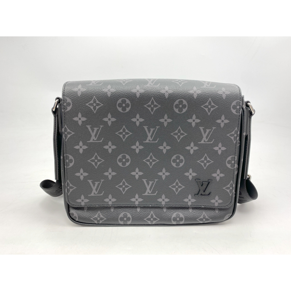 ルイ・ヴィトン モノグラムエクリプス ディストリクトPM M45272 買取