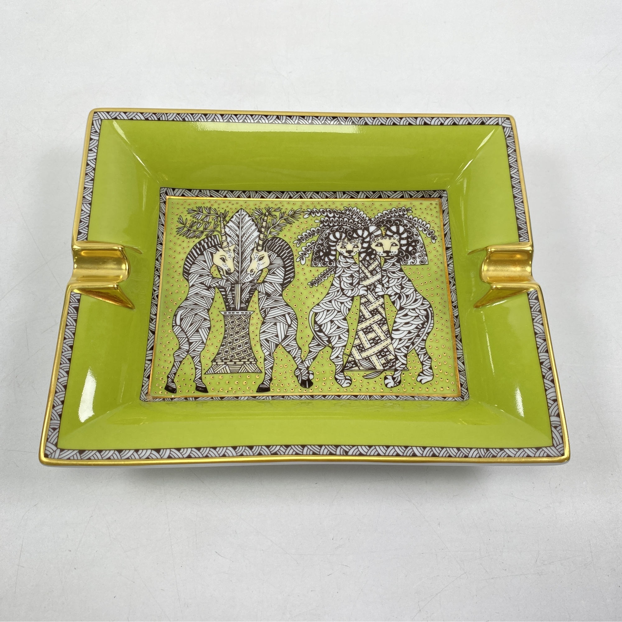 エルメス アッシュトレイ グリーン系 アフリカ 買取実績【買取日：2025