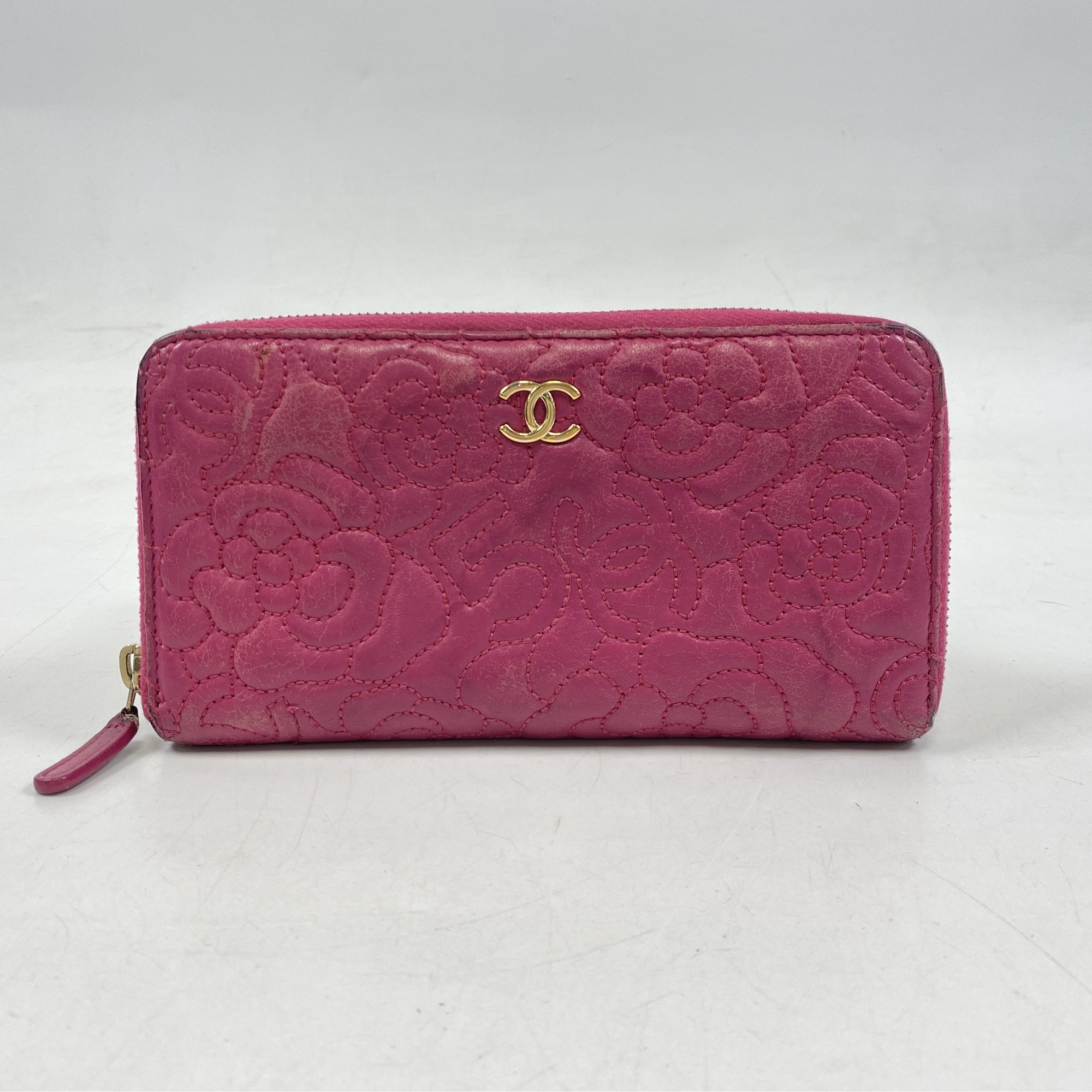 シャネル カメリア ラウンドファスナー ロングウォレット ピンク