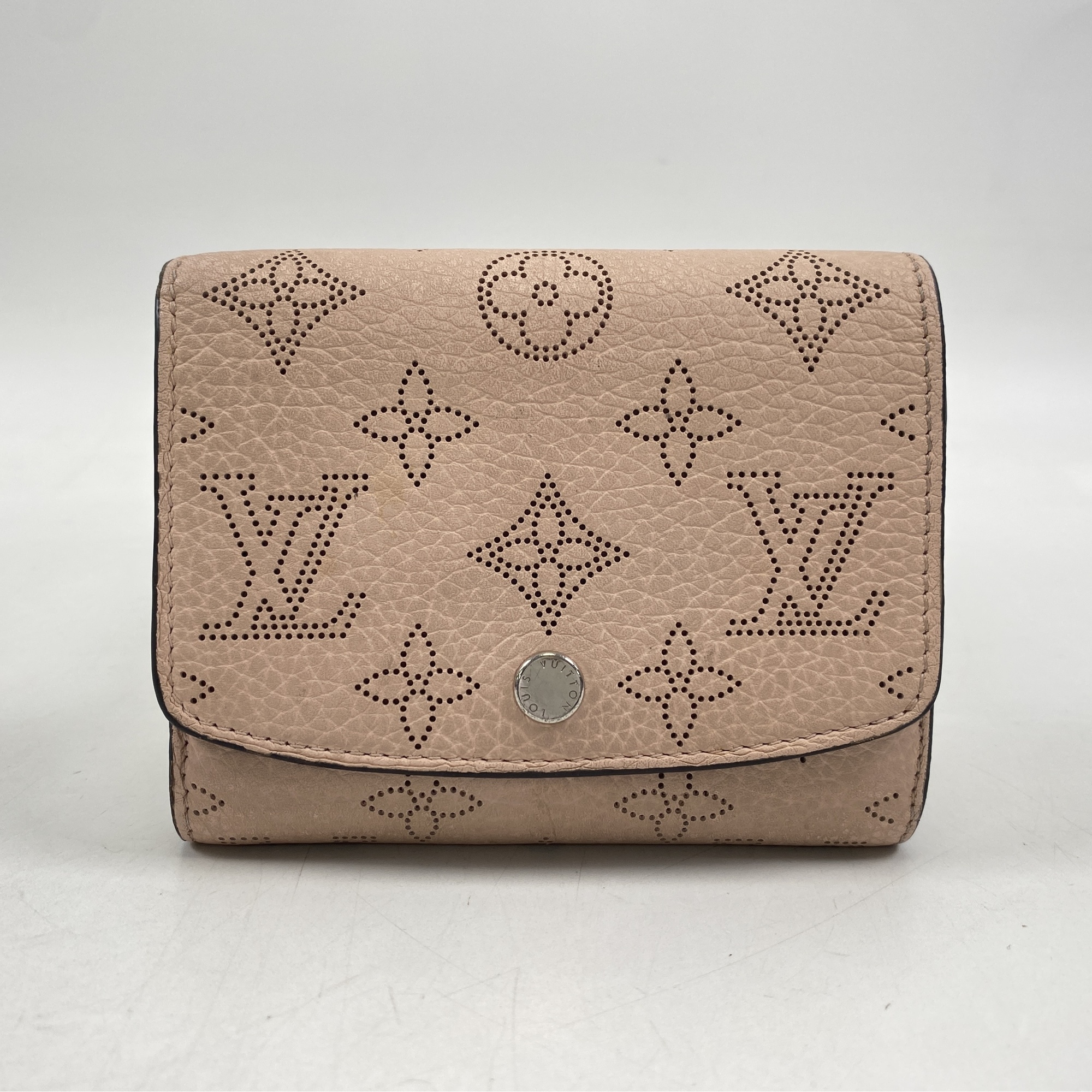 ルイ・ヴィトン マヒナ ポルトフォイユ イリス コンパクト Bランク