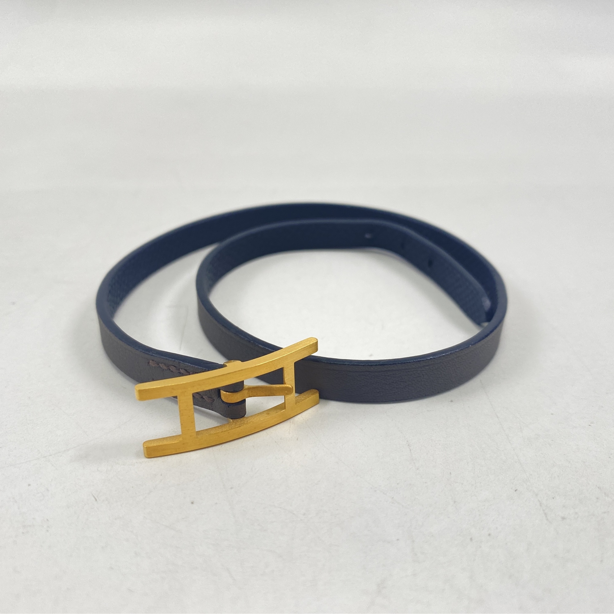 ■極美品■ HERMESビーアピ ドゥブルトゥール レザー ゴールド金具ブラック レザーブレスレット 《ビーアピ》 ドゥブルトゥール | Hermès