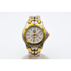 タグホイヤー プロフェッショナル 黒文字盤 SS/QZ WK1110 買取実績