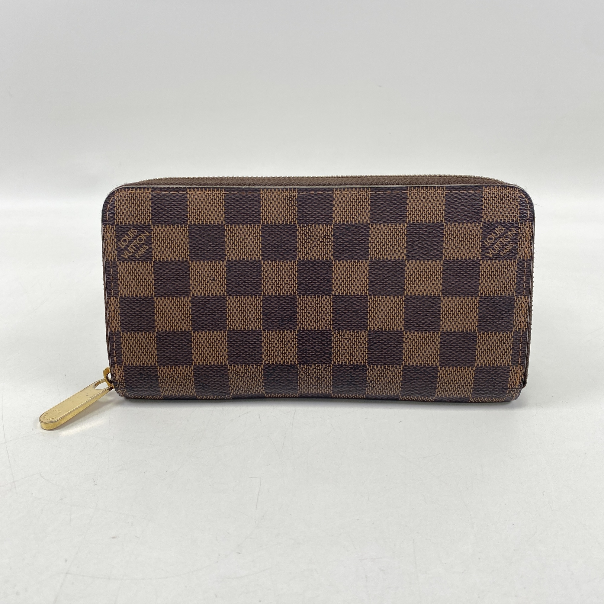 ルイ・ヴィトン ダミエ ジッピーウォレット Bランク