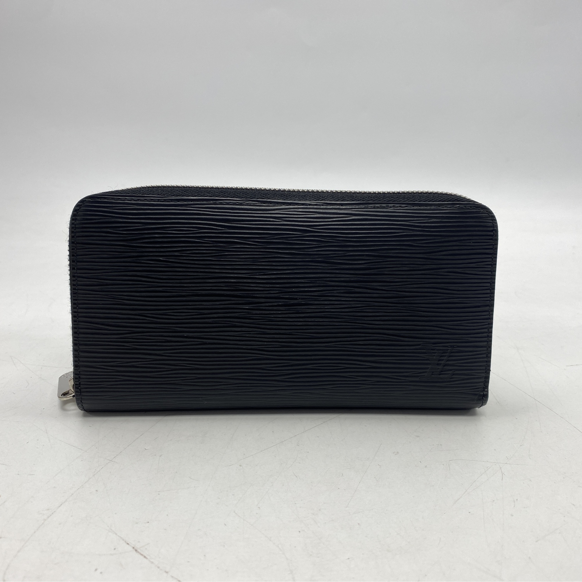 ルイ・ヴィトン エピ ジッピーウォレット ノワール 黒 財布 レザー M61857 Bランク