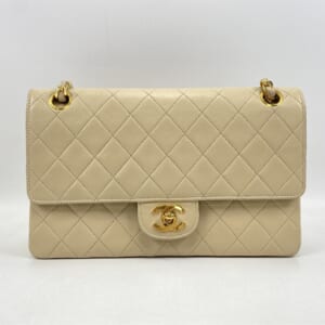 シャネル マトラッセ25 ダブルフラップ ダブルチェーンショルダーバッグ 斜め掛けバッグ 肩掛けバッグ ベージュ ラムスキン ゴールド金具 A01112 買取実績【買取日：2025年12月3日】